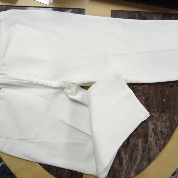 New🆕Ralph Lauren 💚 white Jeans Capris🦋 size 4💄 - Picture 9 of 9